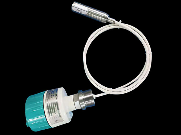 優質射頻導納物位開關